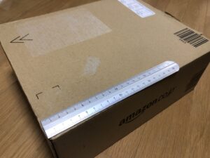 Amazonから届いた時のダンボール箱です。