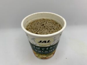 20220123 JAL SELECTION③そばですかい焼津加工鰹節使用　お湯投入